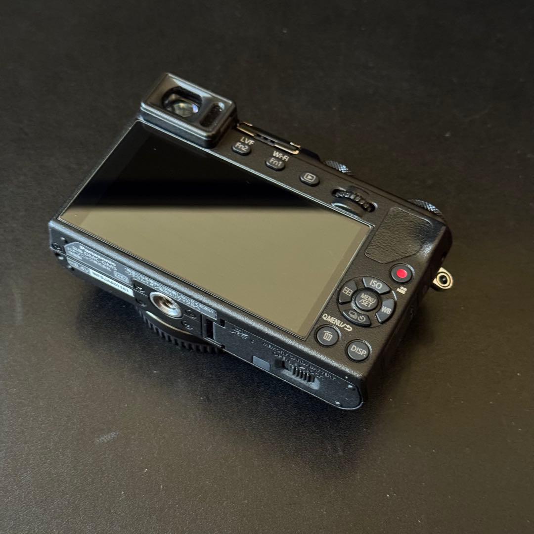 Panasonic LUMIX DMC-GM5 ミラーレス一眼