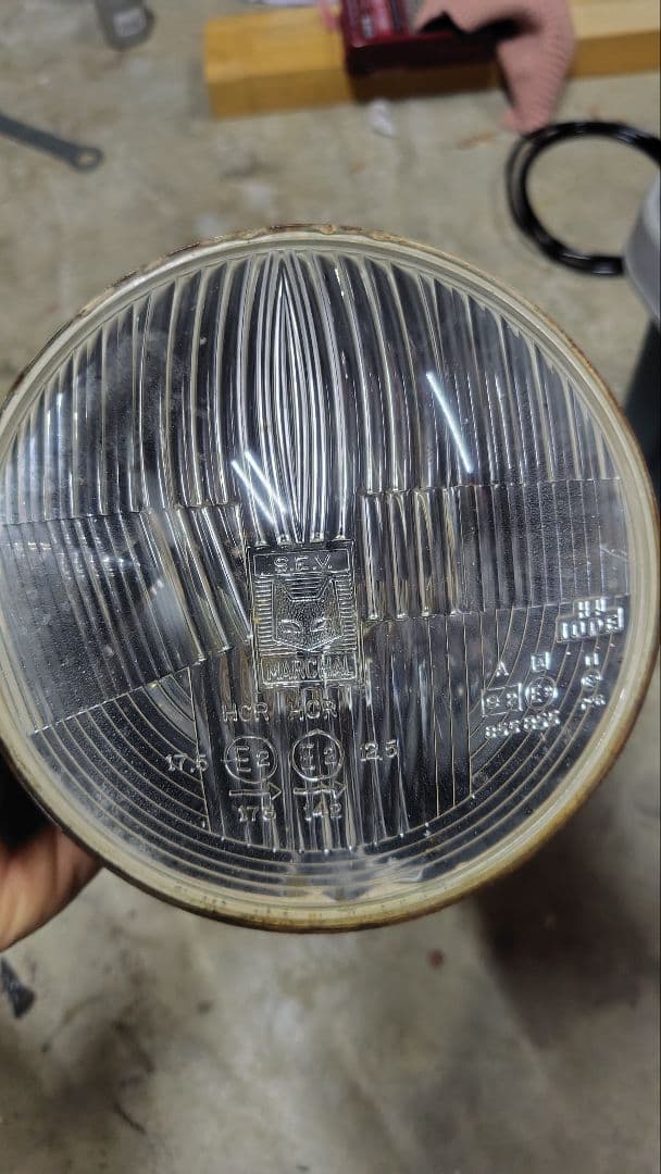 古いマーシャルランプ