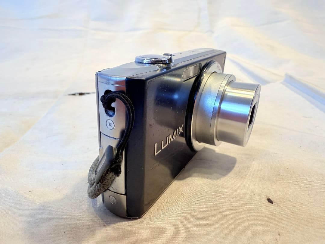 Panasonic LUMIX DMC-FX33 コンパクトデジカメ
