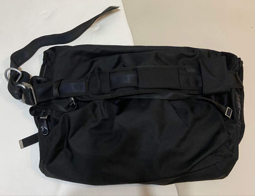 【LORINZA】メッセンジャーバッグ　ロリンザ