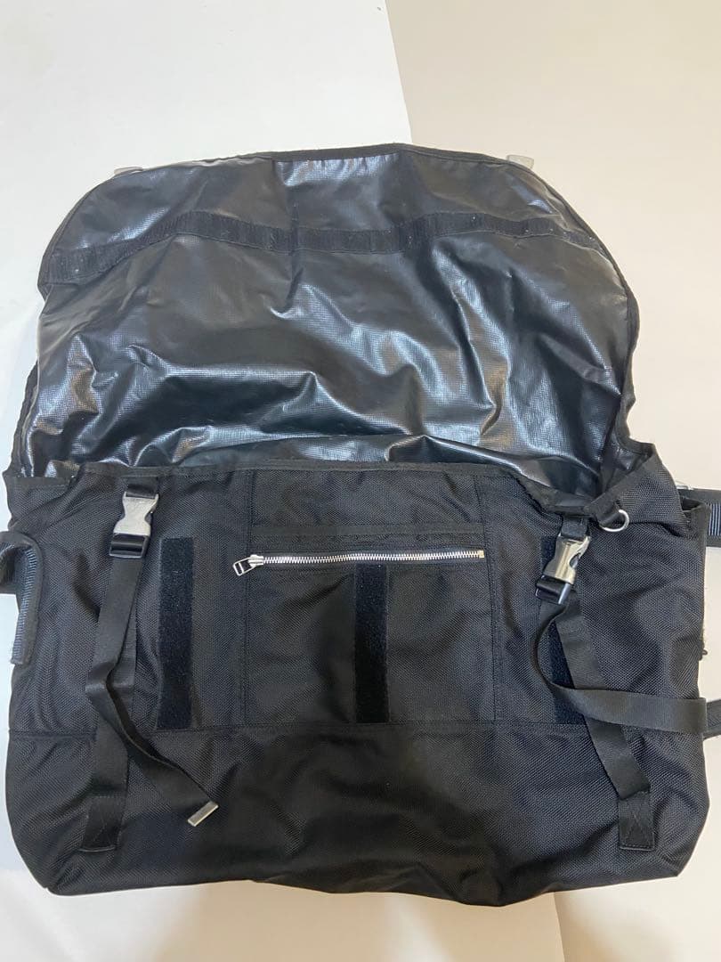 【LORINZA】メッセンジャーバッグ　ロリンザ