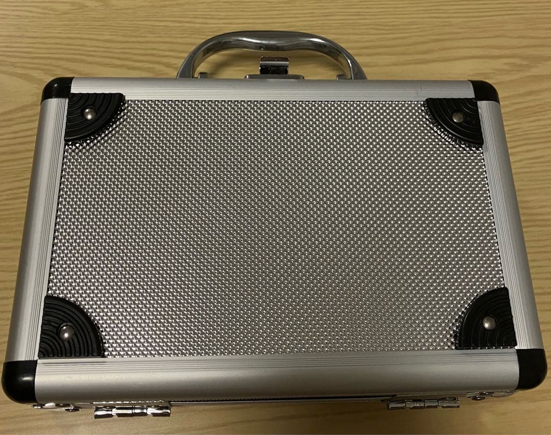 かっこいい！ アタッシュケース 入り ルーター セット + α