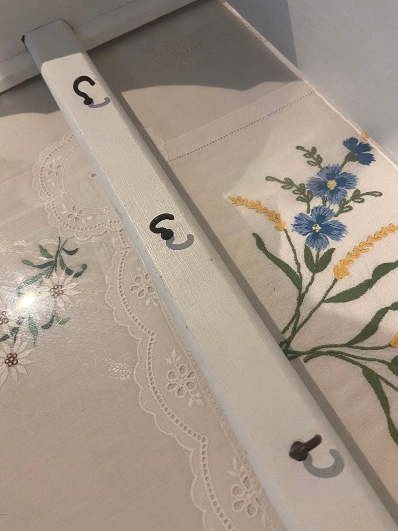 jam❣️フランスアンティーク☆木製フック付きシェルフ