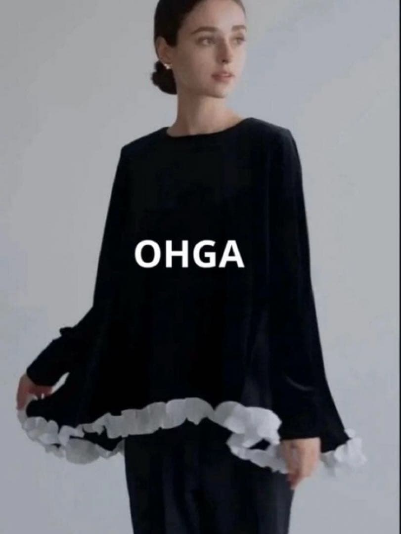 OHGA ベルベット フリル トップス