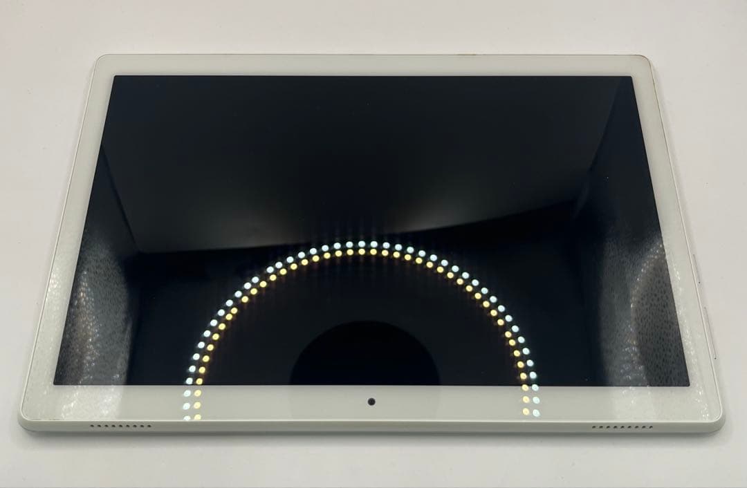 Lenovo レノボ 801LV ホワイト 32GB 初期化済 美品