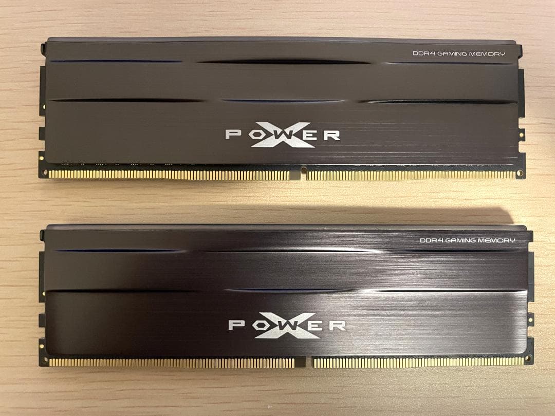 シリコンパワー製 DDR4-3200 32GB(16GB x 2枚) メモリ