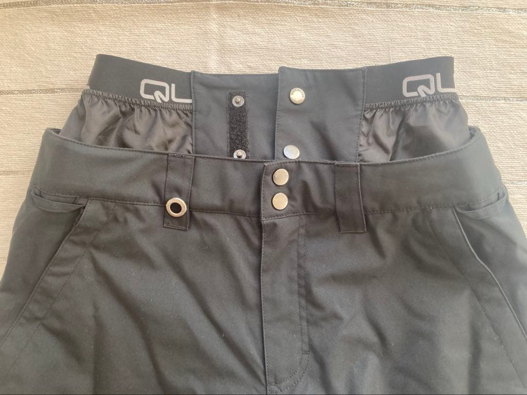 未使用に近い⭐︎クイックシルバー、スノーボードパンツ、スノボウェア、黒、Sサイズ、