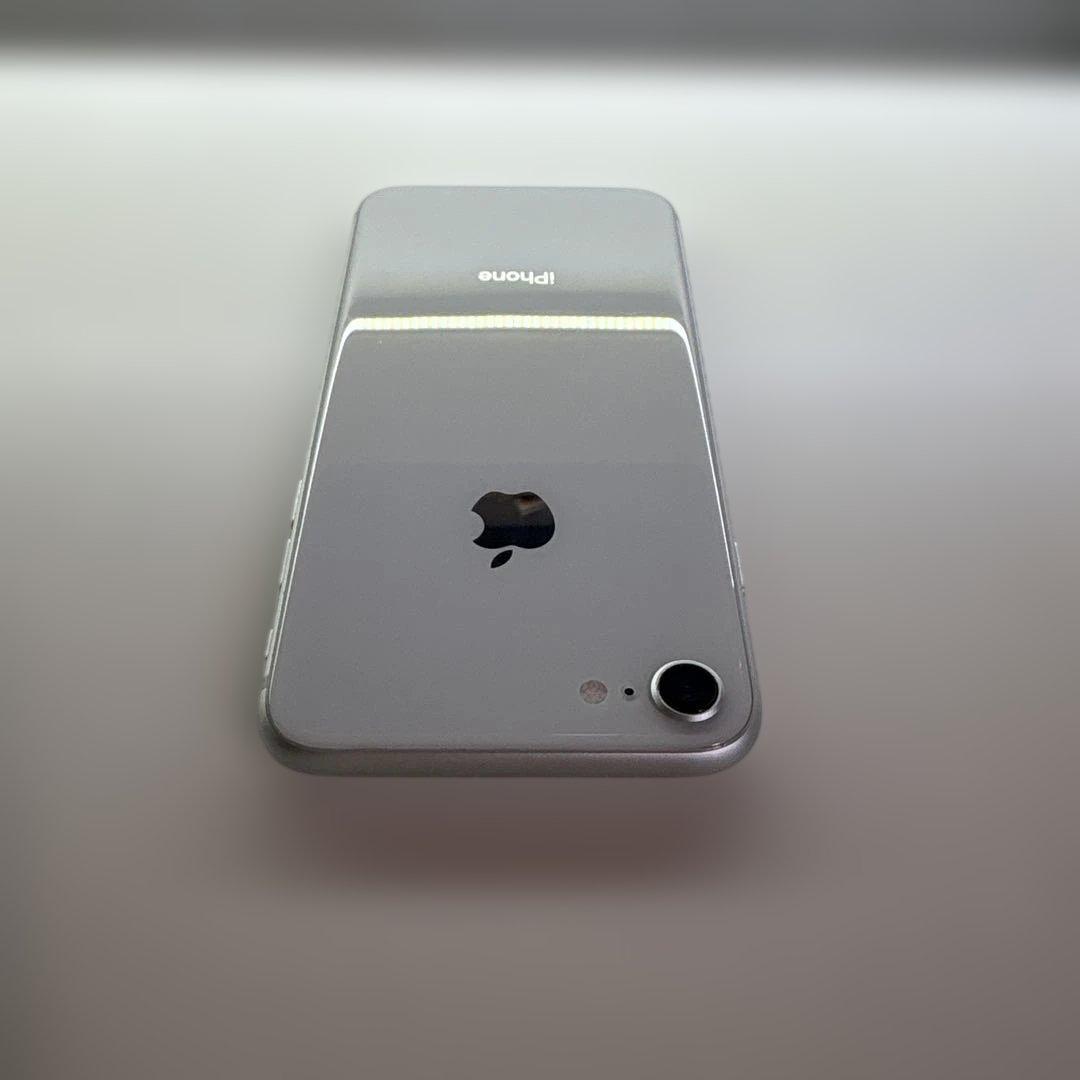 iPhone 8/シルバー/64GB/SIMフリー/MQ792J/A