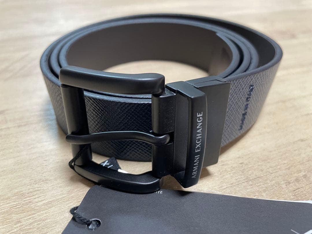 新品タグ付き！アルマーニエクスチェンジ　リバーシブルベルト　ネイビー　ブラウン