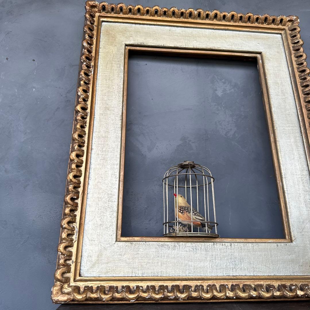 瞬間大幅お値下げ❣️希少品❣️アンティーク　木製額縁　ディスプレイに！