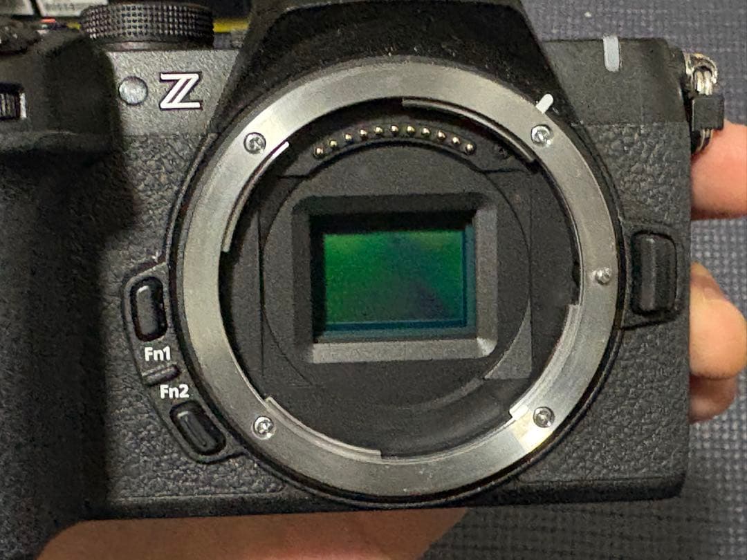 Nikon Z 50 II Wズームキット　ミラーレス一眼カメラ　プレート付