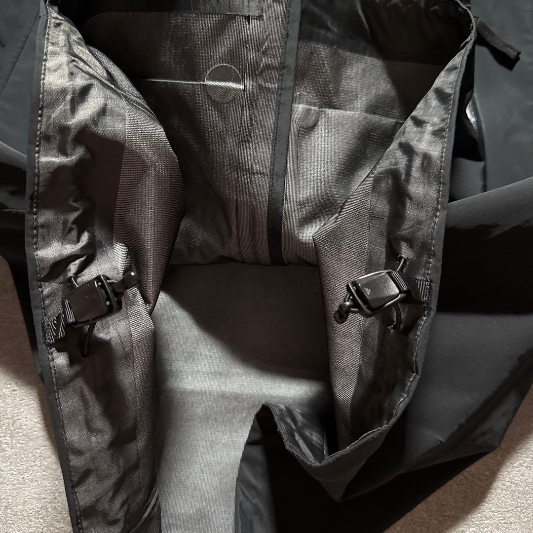 ヒ*カ様 ARC'TERYX ALPHA SV JACKET ブラック M
