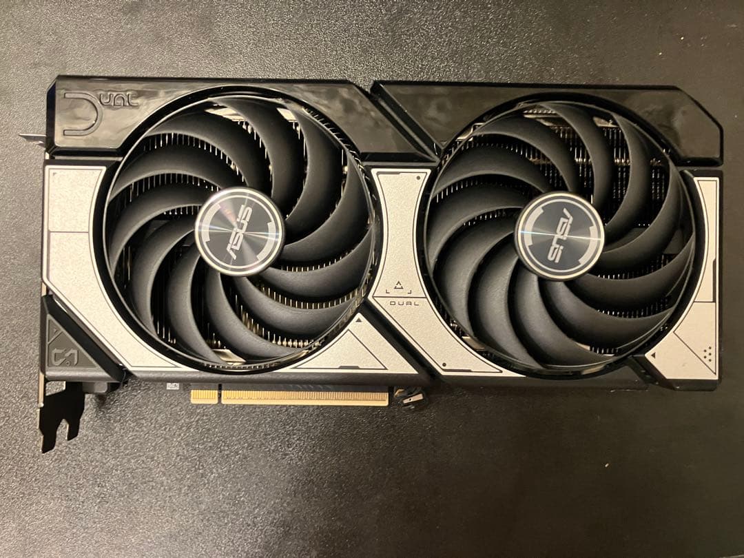 GeForce RTX 5070 12GB GDDR7 グラフィックボード