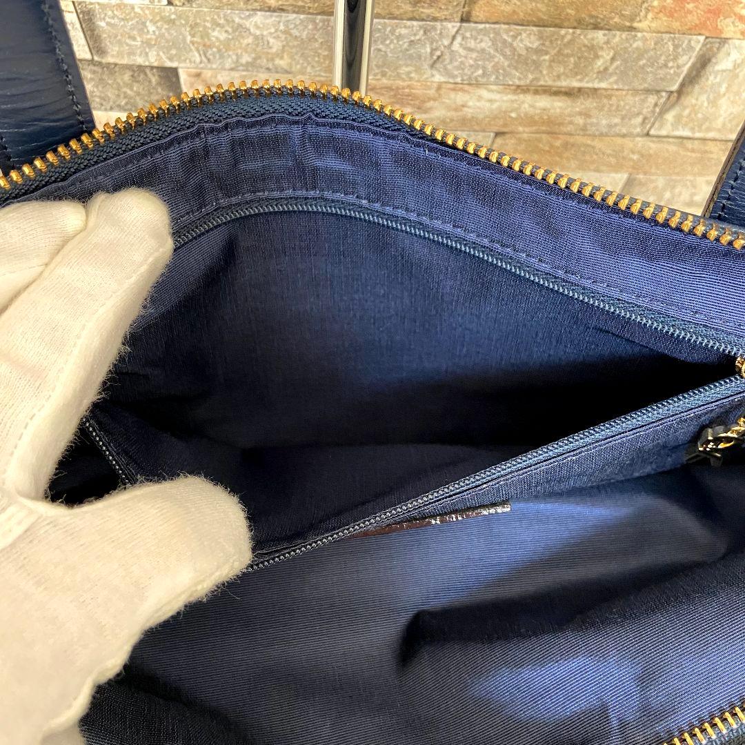 【未使用級】ロベルタディカメリーノ　ボストンバッグ　TOKYO　クロコ