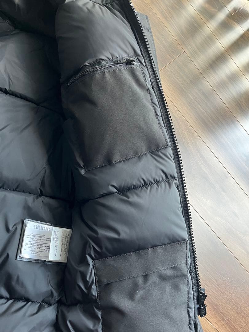 美品　  カナダグース　ダウンジャケット Sサイズ