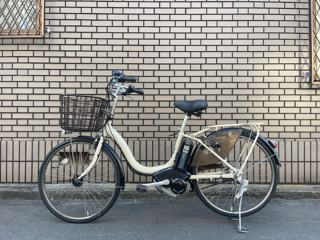 6.6Ahブリヂストン電動アシスト自転車 クリーム色 前カゴ付き