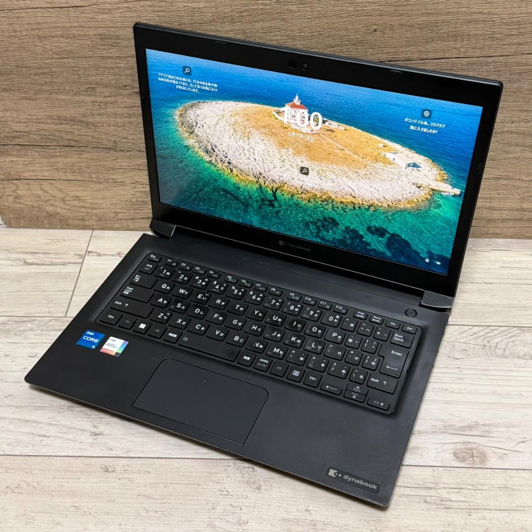 良品 dynabook S73HU Core i5 第11世代 16GB 大容量
