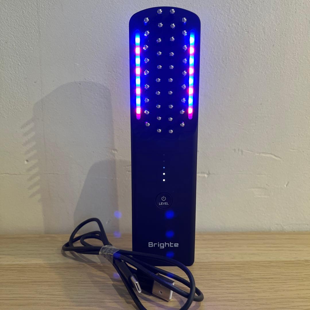 Brighte LED美顔器 ブラック USBケーブル付