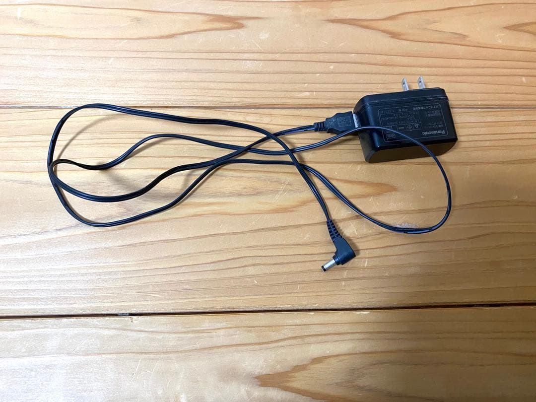 Panasonic HC-V230M ケース、三脚付き