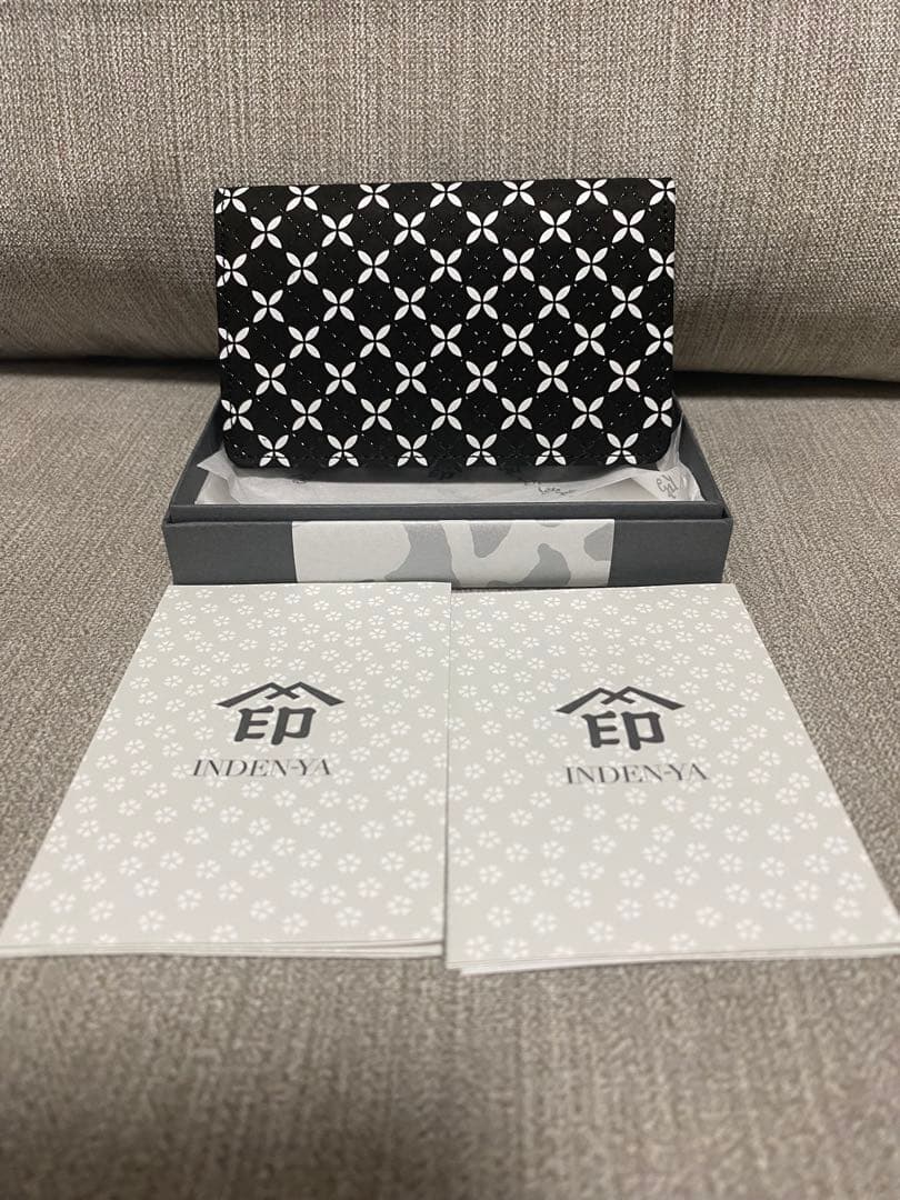 印傳屋　印伝　名刺入れ　そよか