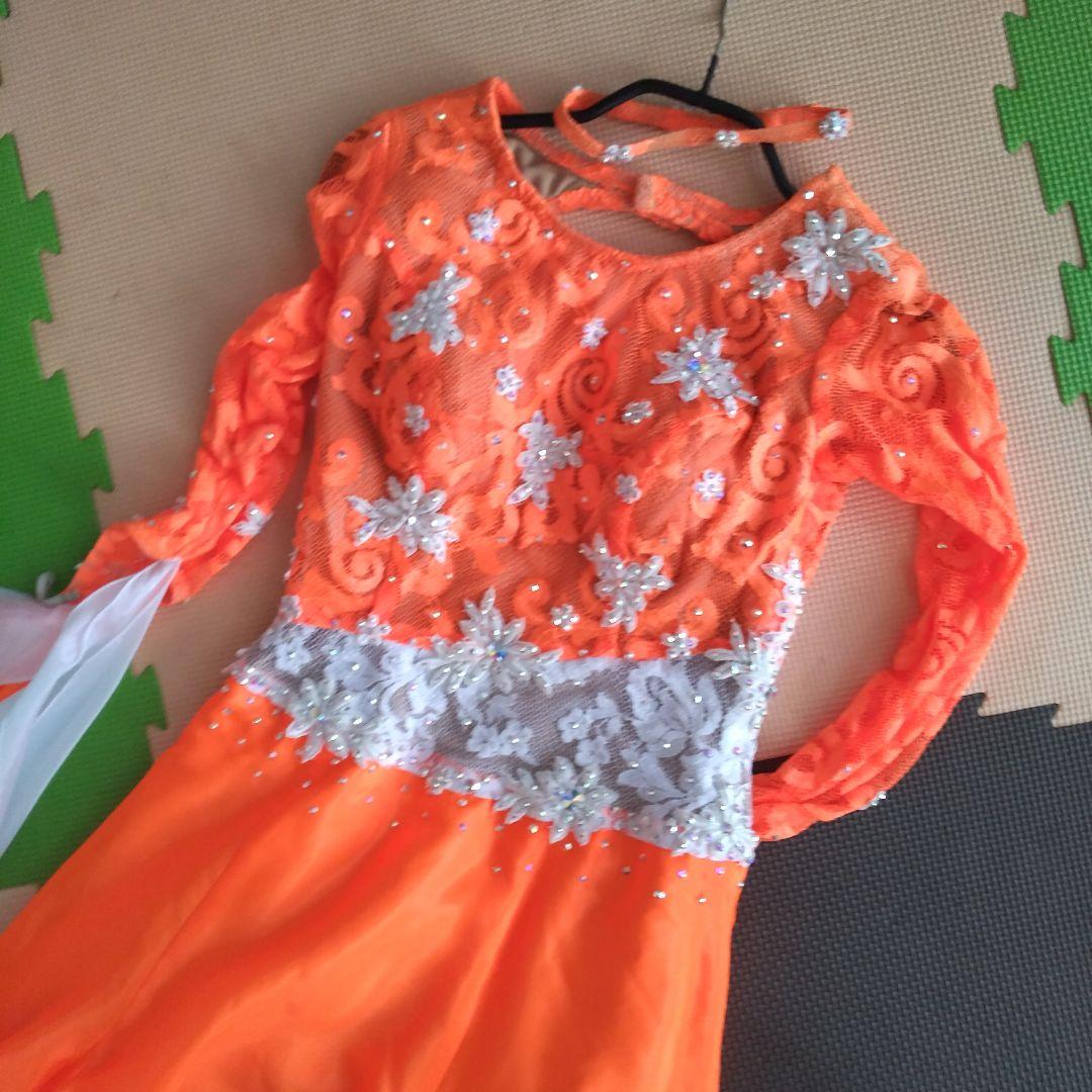 新品オレンジの社交ダンスドレス