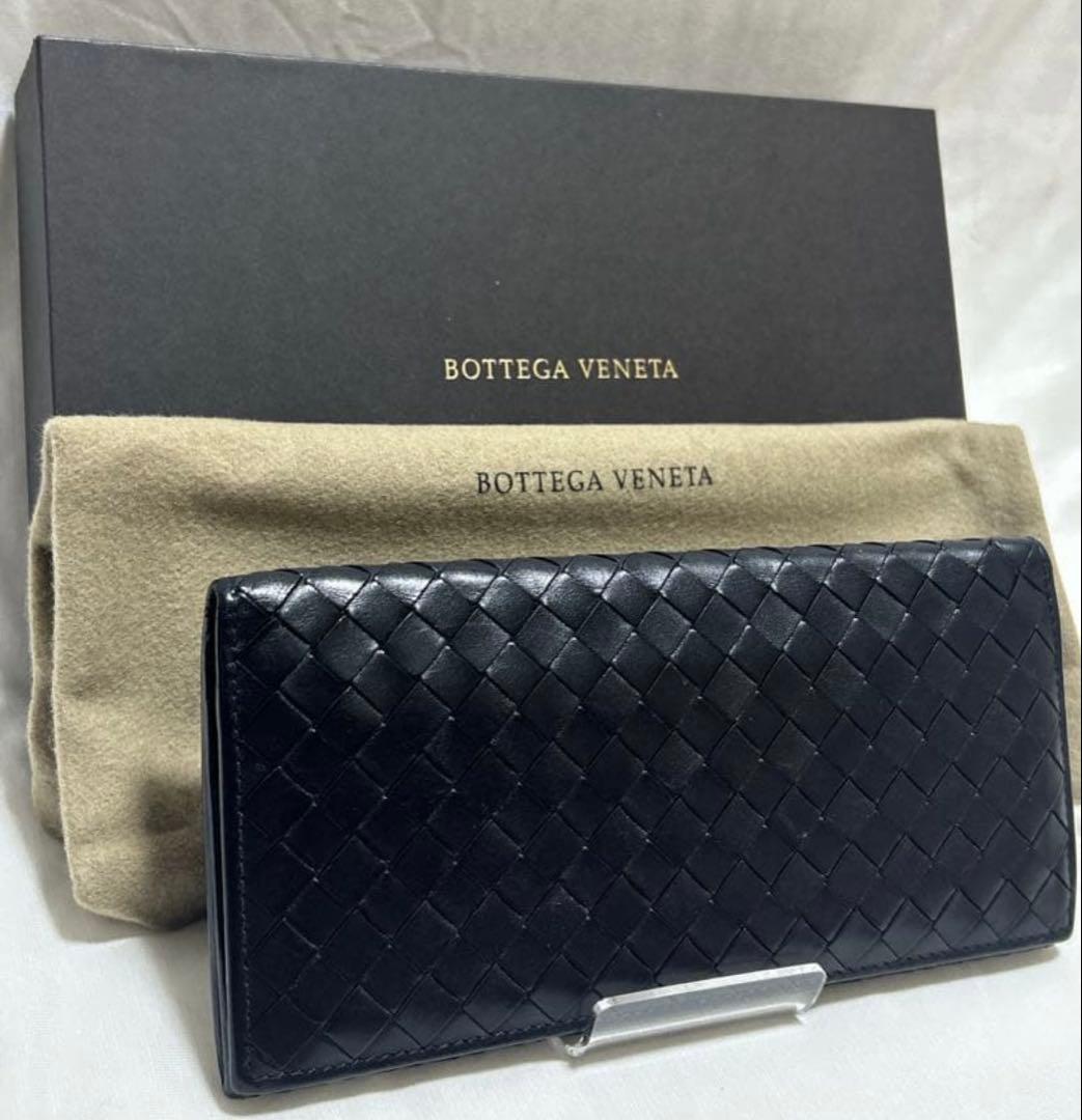 ボッテガヴェネタ イントレチャート 長財布 レザー 黒