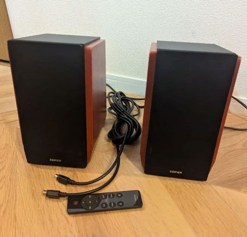 Edifier R1700BTs ブックシェルフ　スピーカー Bluetooth