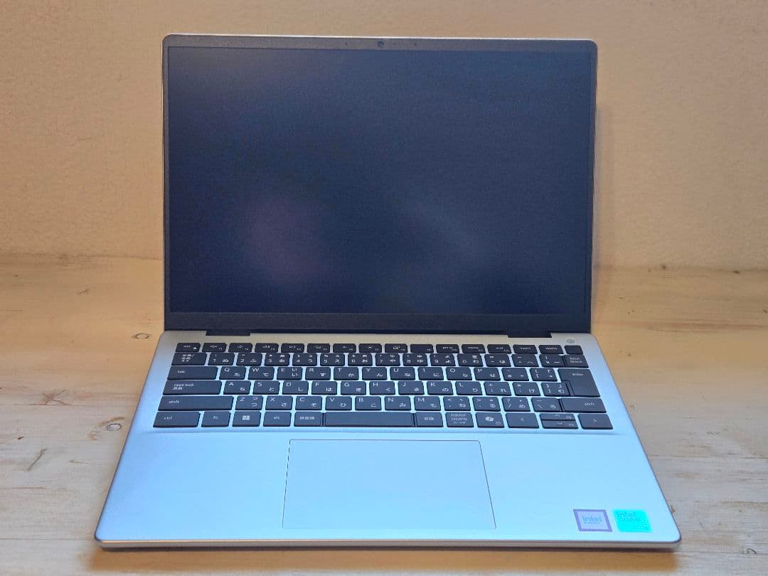 【ほぼ新品】Dell 14ノートPC Core 7 32GB 1TB SSD