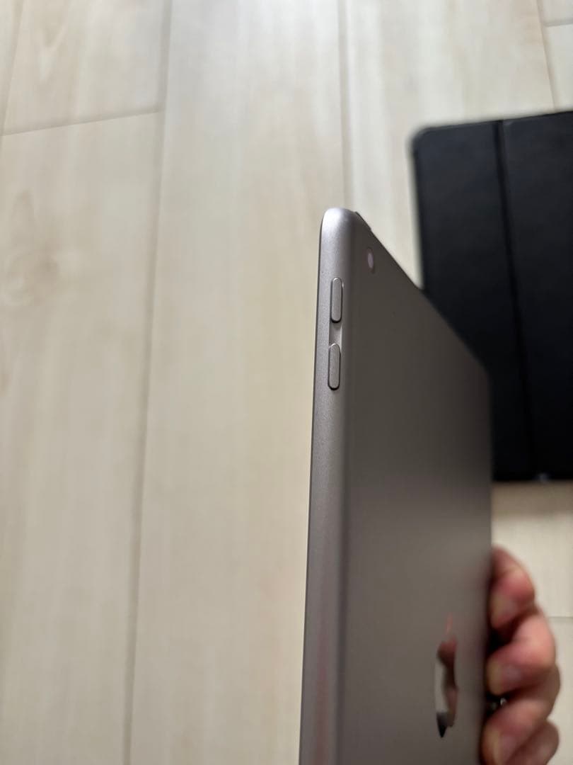 Apple iPad 6 Wi-Fi 32GB Space Gray美品