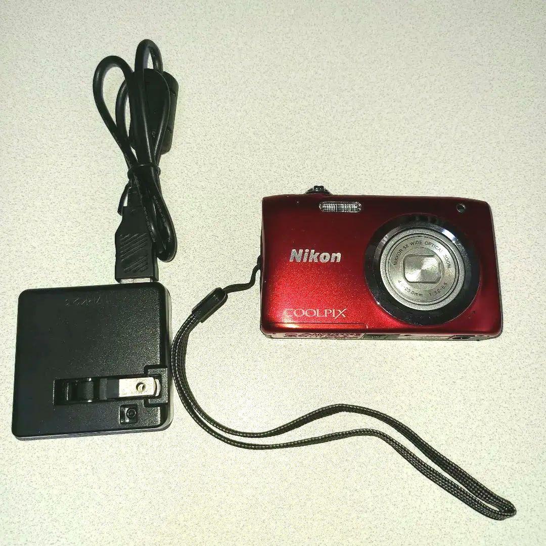 Nikon COOLPIX A100 レッド