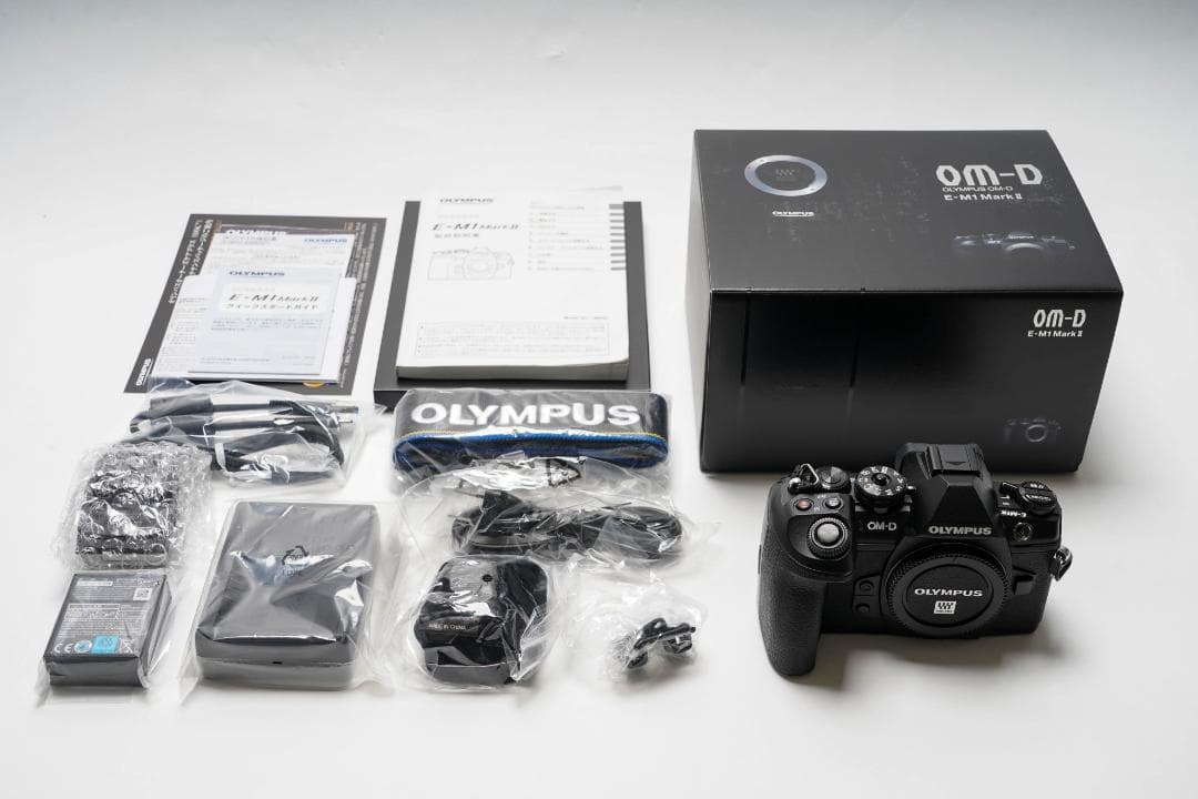 OLYMPUS　ミラーレス一眼カメラ　OMD-EM1mark2