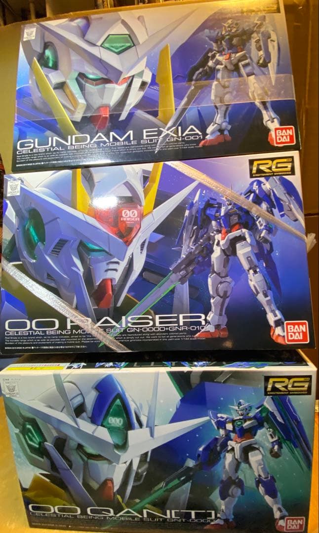 ガ*き様 3点セットRG GUNDAM エクシア、00 ライザー00 クアンタ