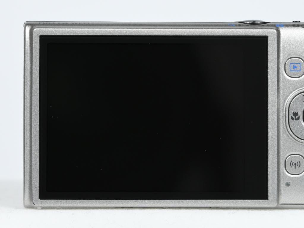 【ほぼ新品】 キヤノン　Canon IXY 650 シルバー