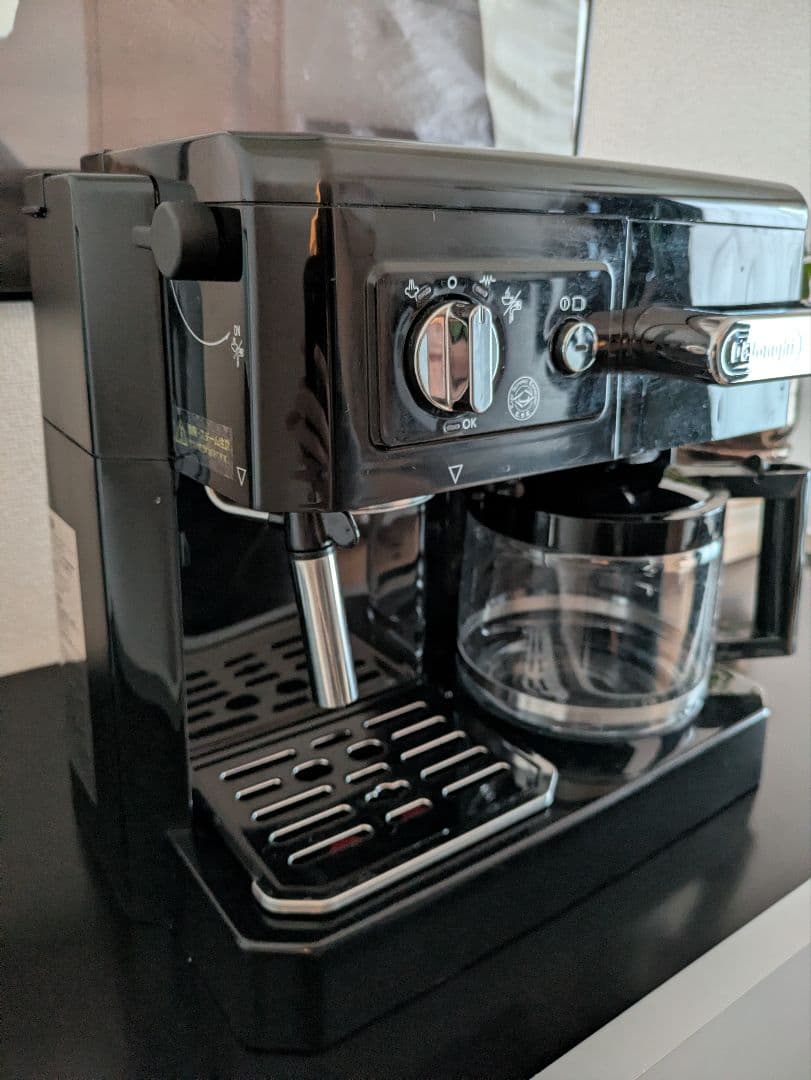 デロンギ コ－ヒ－メ－カ－ BCO410J-B