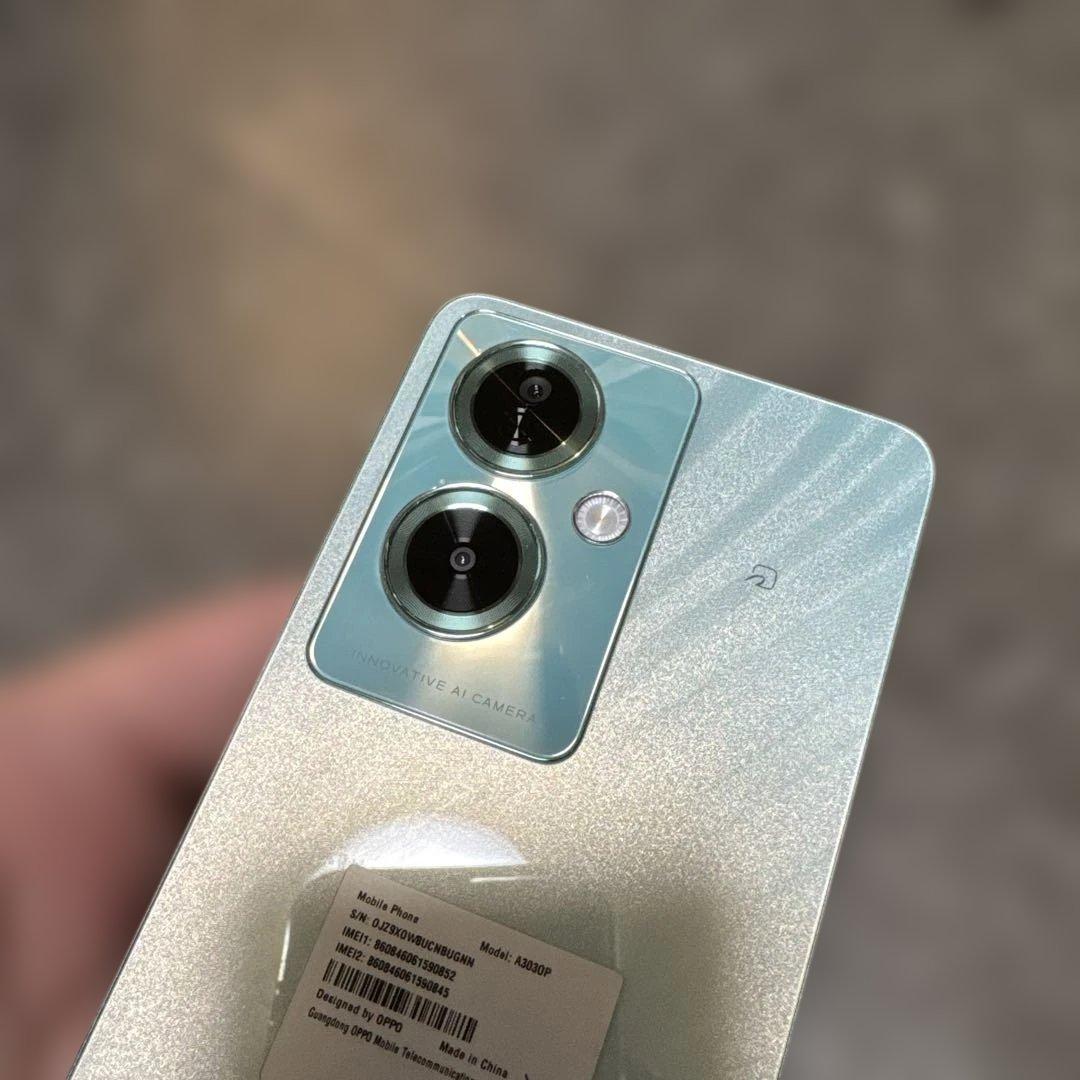 付属品あり　 OPPO A79 5G 本体