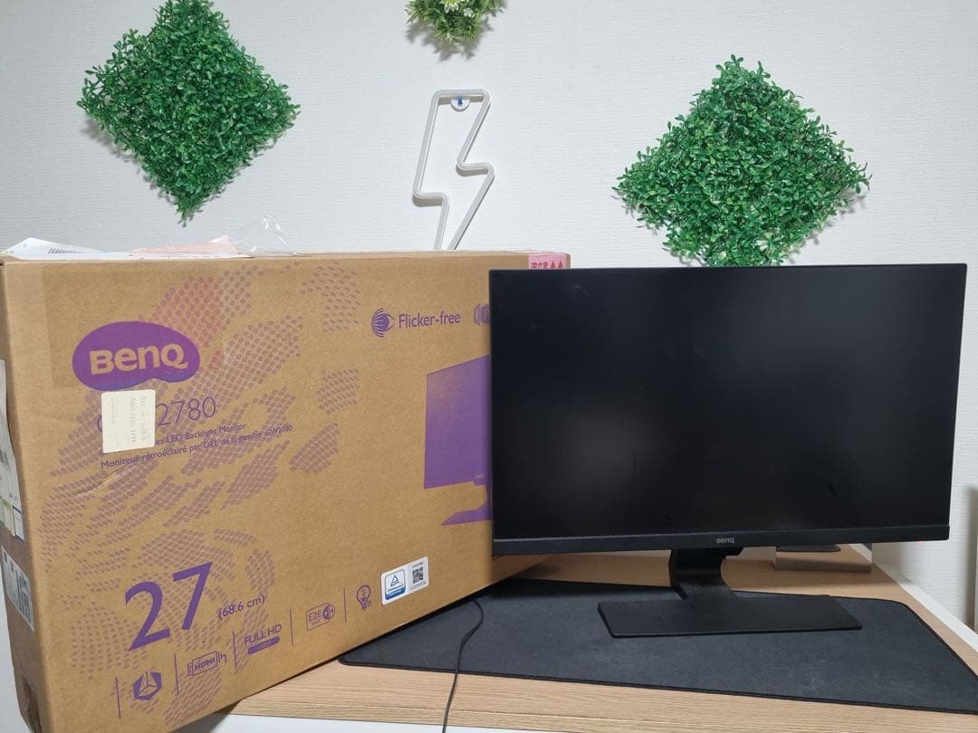 Benq 27インチモニター(使用済み) & JBL Charge 5 (新品)