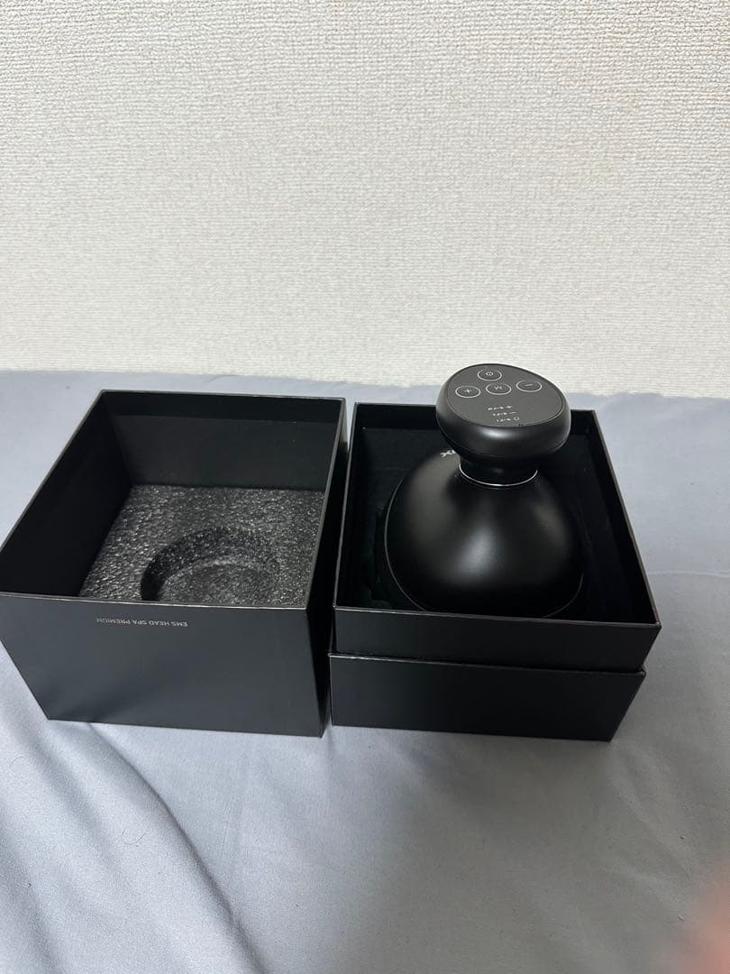 超美品　NIPLUX ヘッドスパ 電動頭皮ブラシ フェイスケア 防水 美容家電