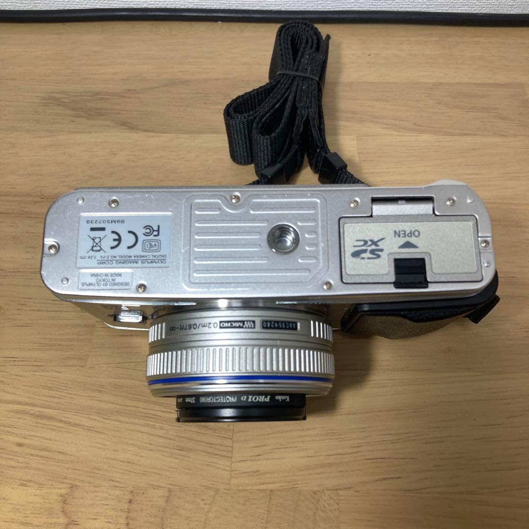 OLYMPUS PEN E-P3 ツインレンズキット シルバー 付属品あり