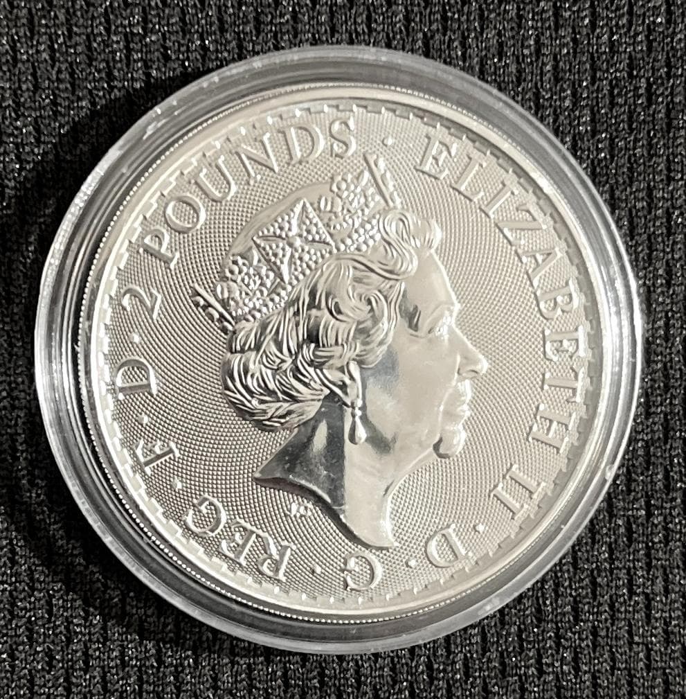 2021 年 1oz シルバー ブリタニア 　イギリス　エリザベス