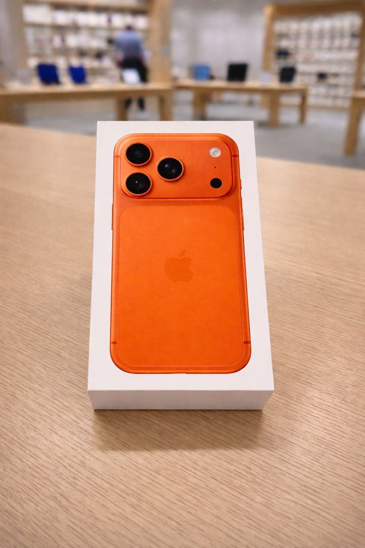 【ラスト1点】iPhone17 Pro Max 512GB コズミックオレンジ