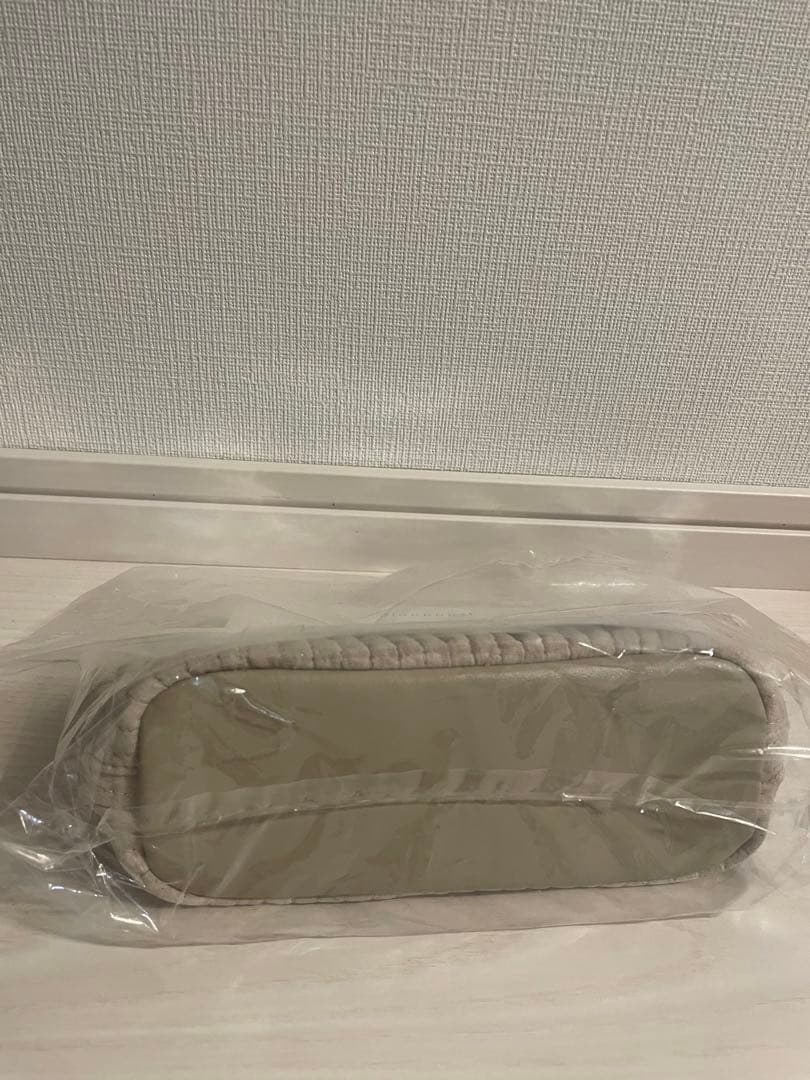 pionunnal familiarコラボポーチ