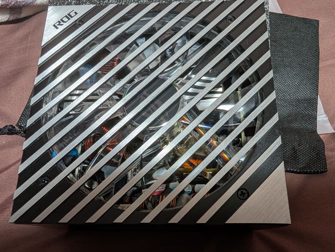 ROG LOKI 1000W PLATINUM 電源ユニット
