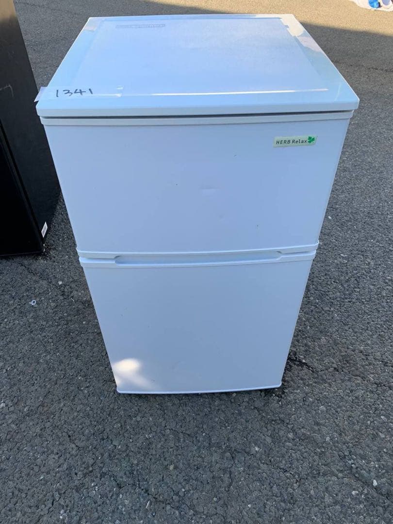 YAMADA ノンフロン冷凍冷蔵庫　YRZ-C09B1