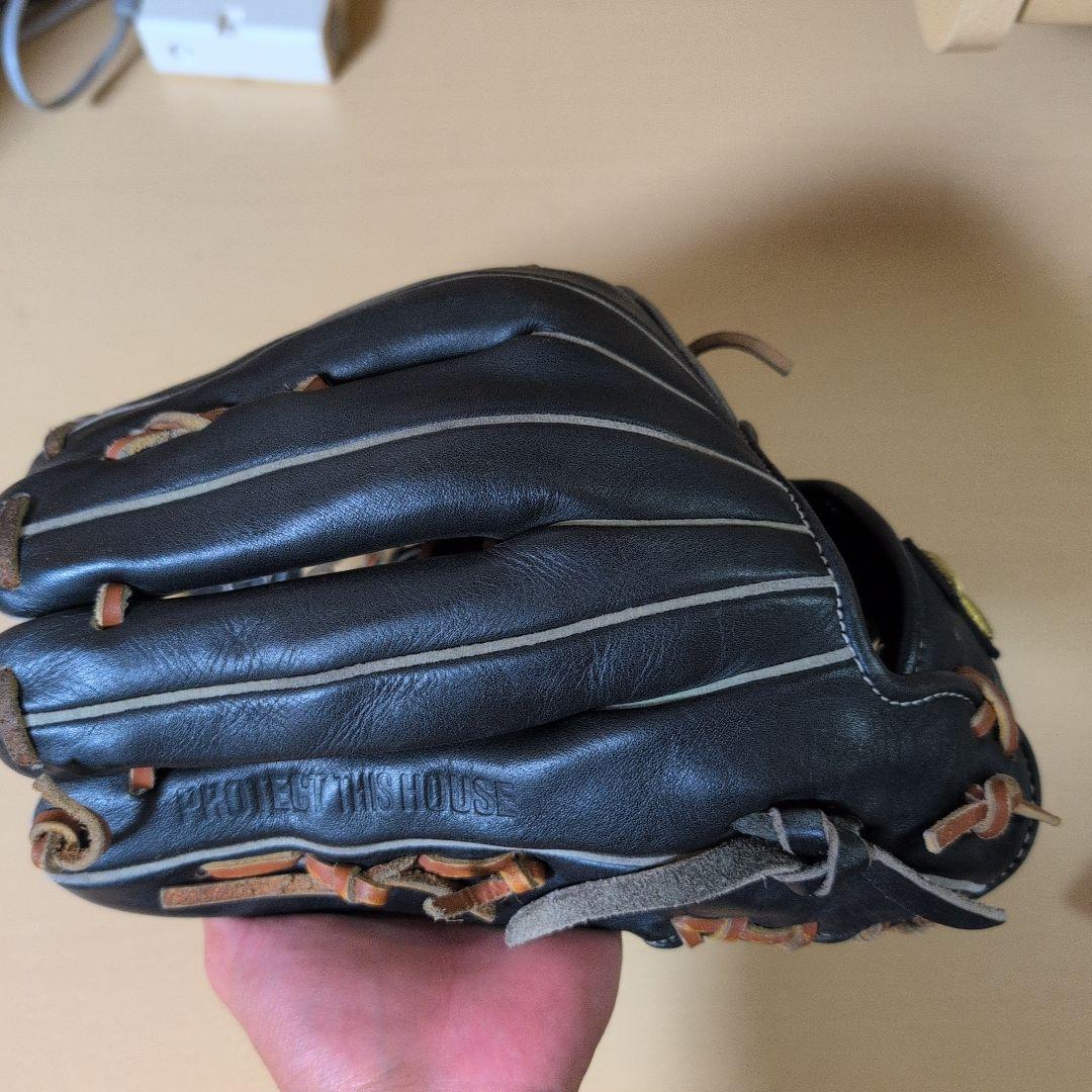 Under Armour 硬式野球グローブ 黒 外野用