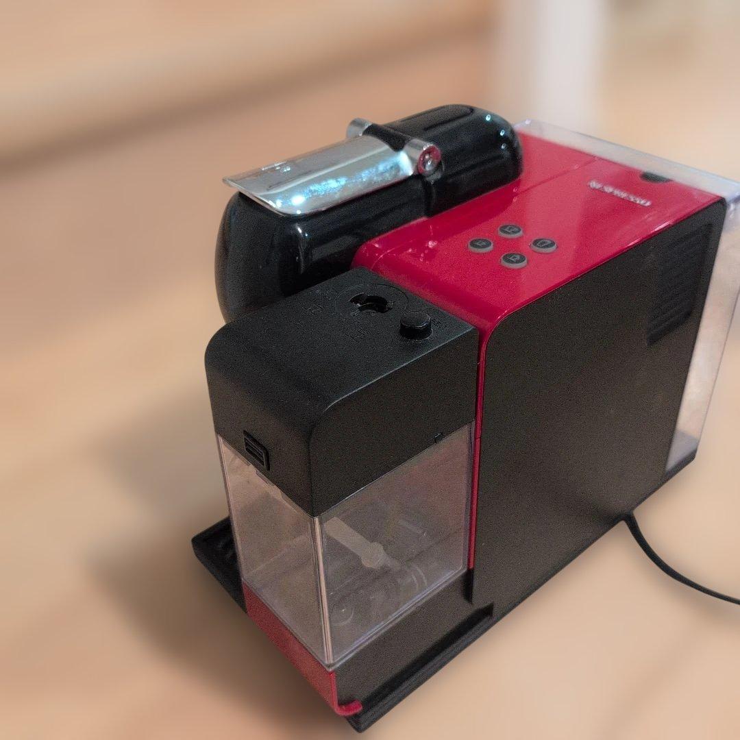 Nespresso lattissima　ネスプレッソ ラティシマ