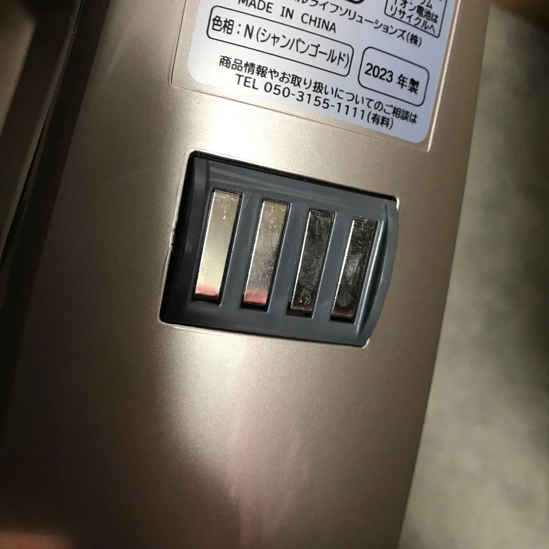 HITACHI コードレススティッククリーナー PV-B200H