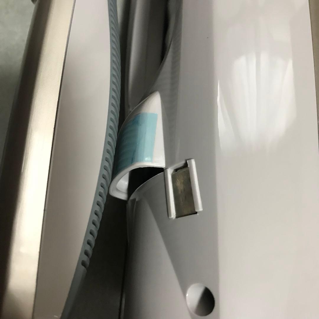 HITACHI コードレススティッククリーナー PV-B200H