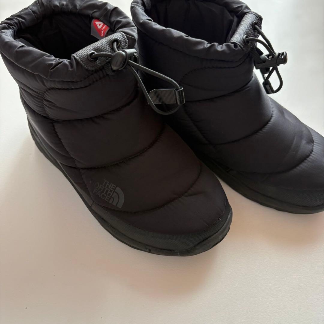 ノースフェイス　ヌプシ　ブーツ　23.0 ブラック