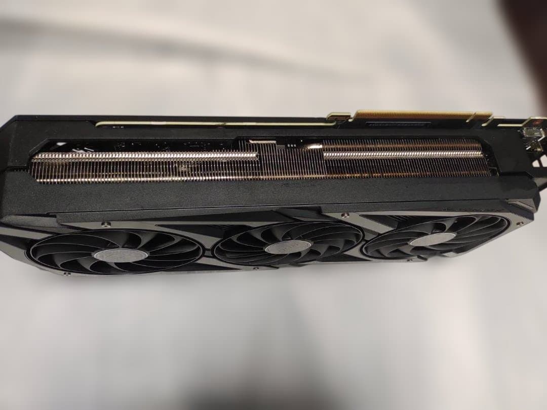 ROG-STRIX-RTX3070-O8G-GAMING 少し難あり