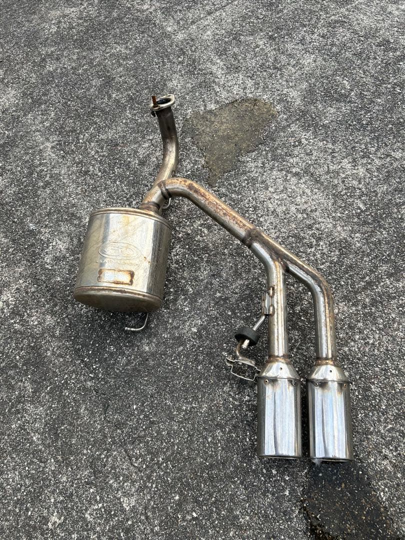 早いもの勝ち　アクア　NHP10 GANADOR マフラー